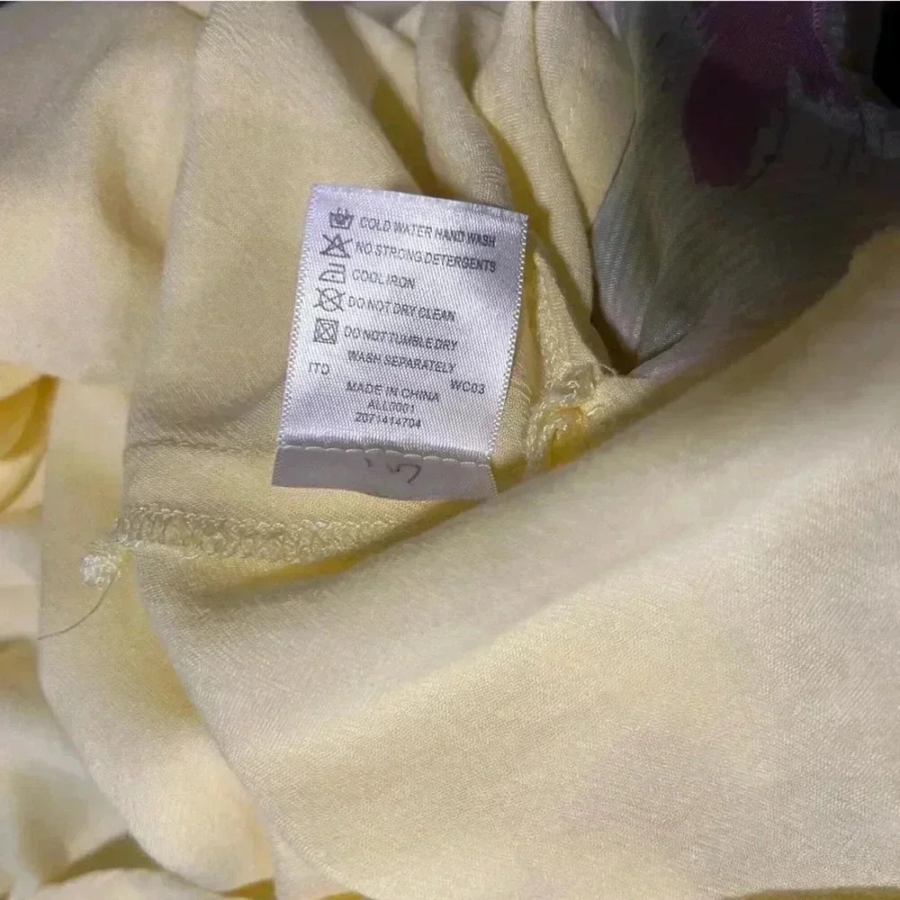 Milady's Button Down  Tank - Picture 6 of 7